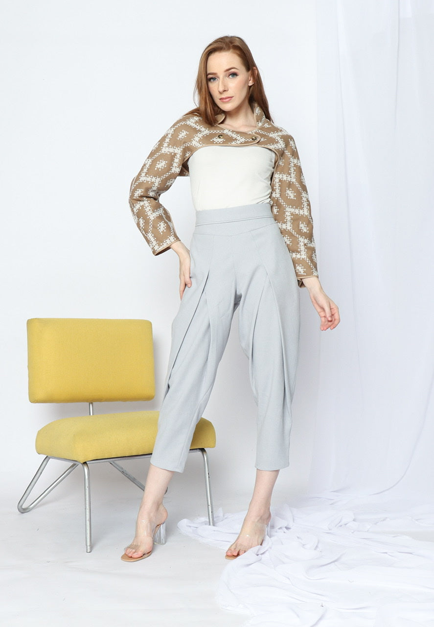 Top Setengah Cape Outer in Beige