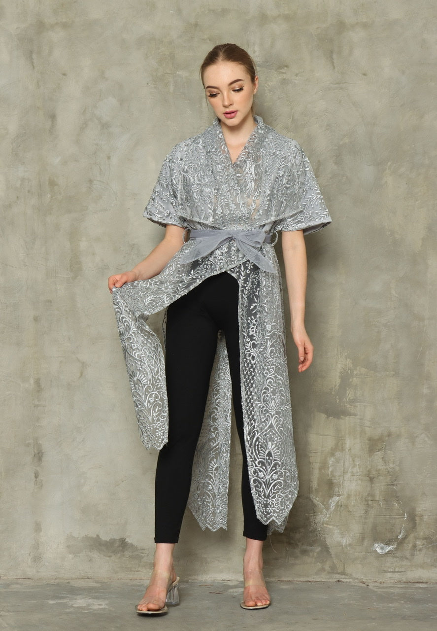 Kimono Tile Border Panjang In Silver
