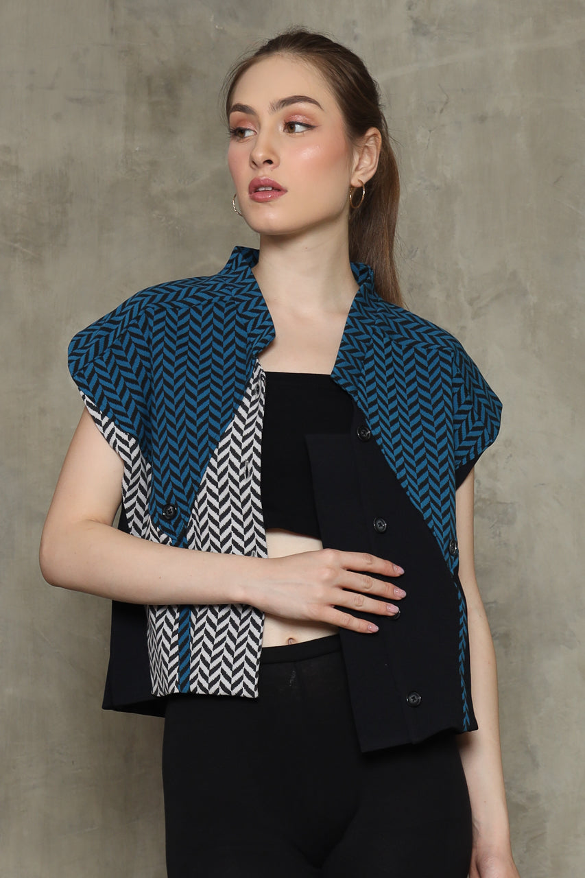 Bloom Zigzag Kancing Top