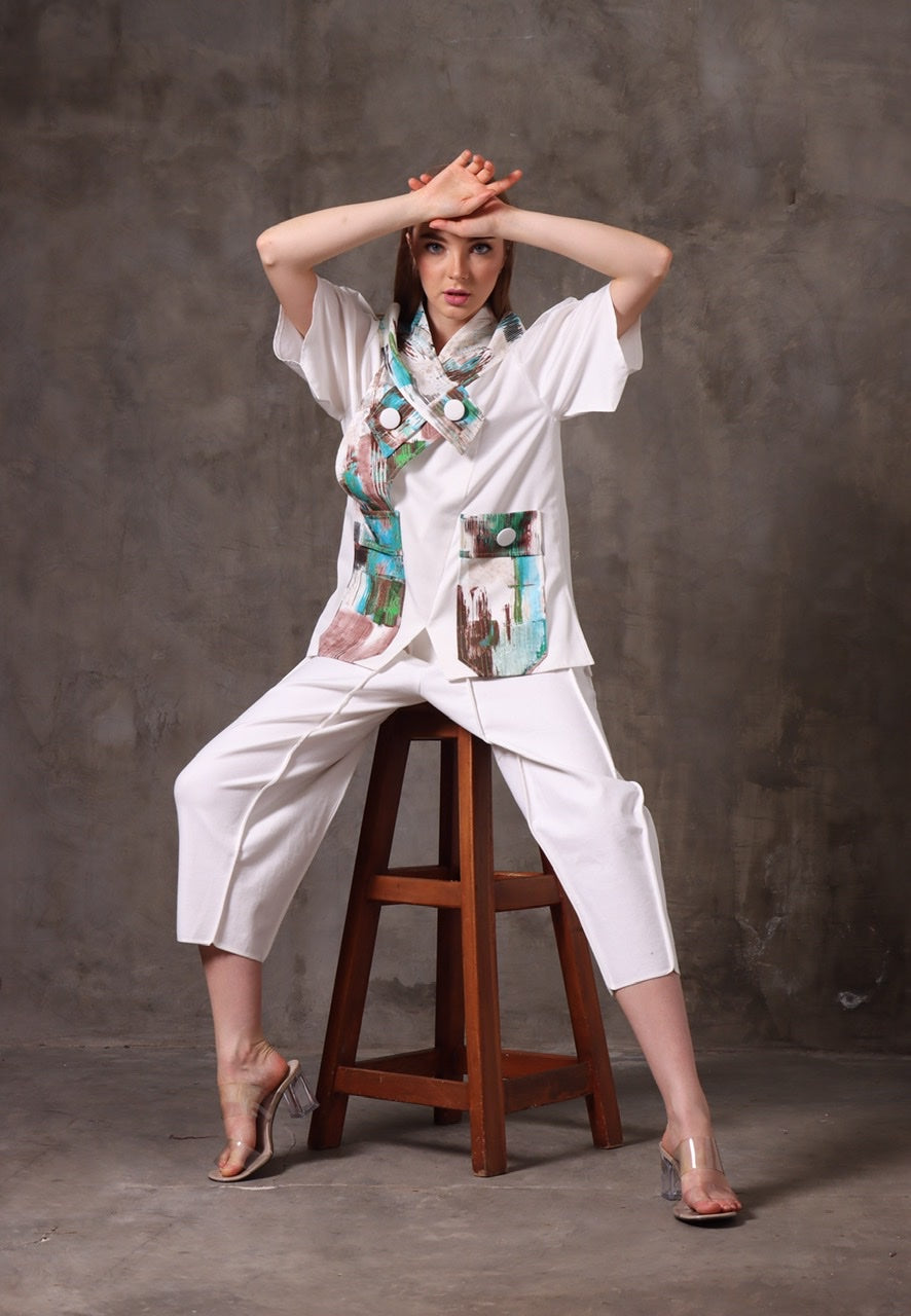 Kemeja Katun Abstrak