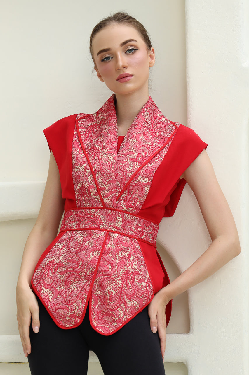 Bloom et Champs Top Kipas Merah