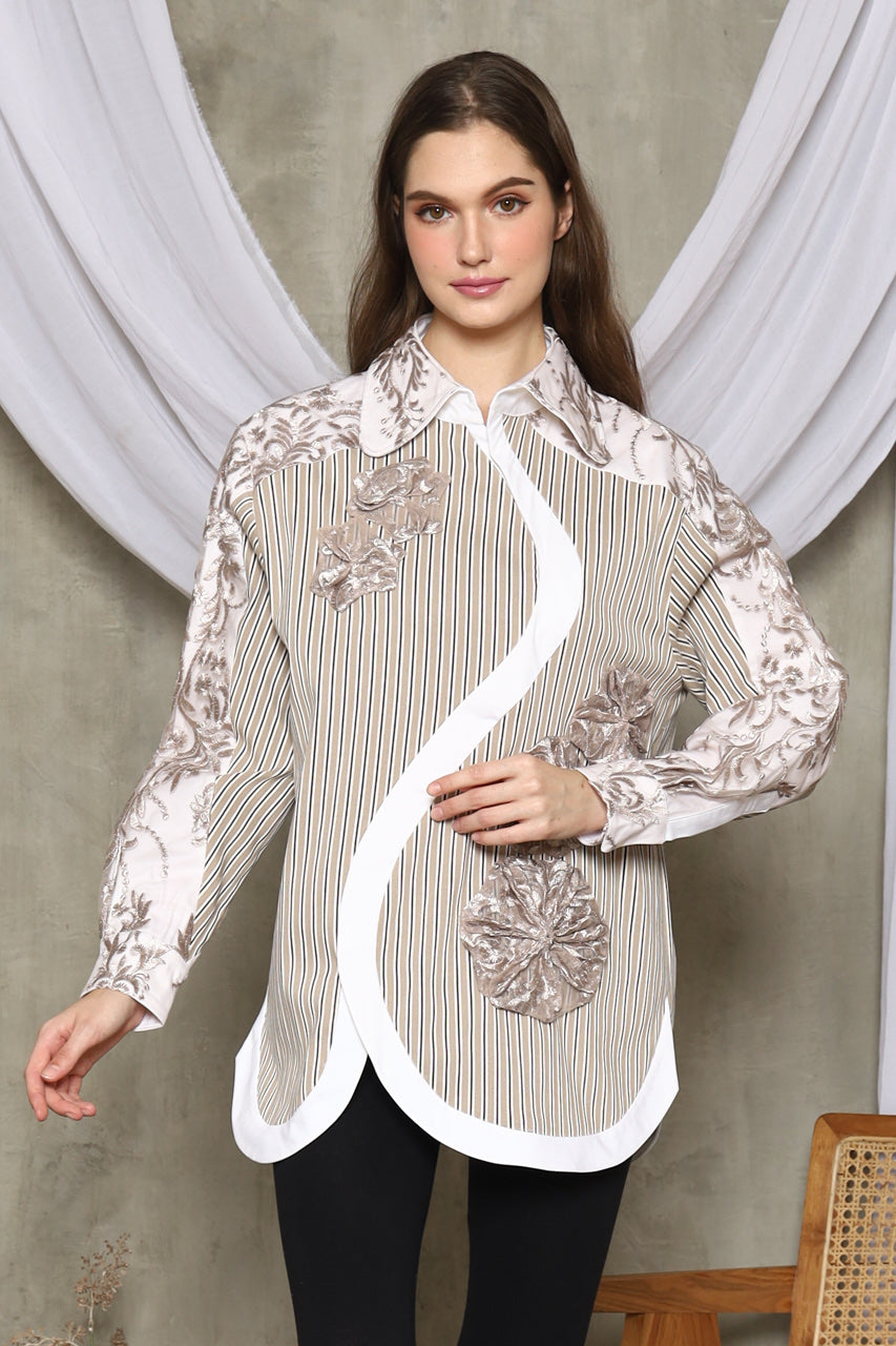 Bloom et Champs Kemeja Salur Beige Bunga Tempel