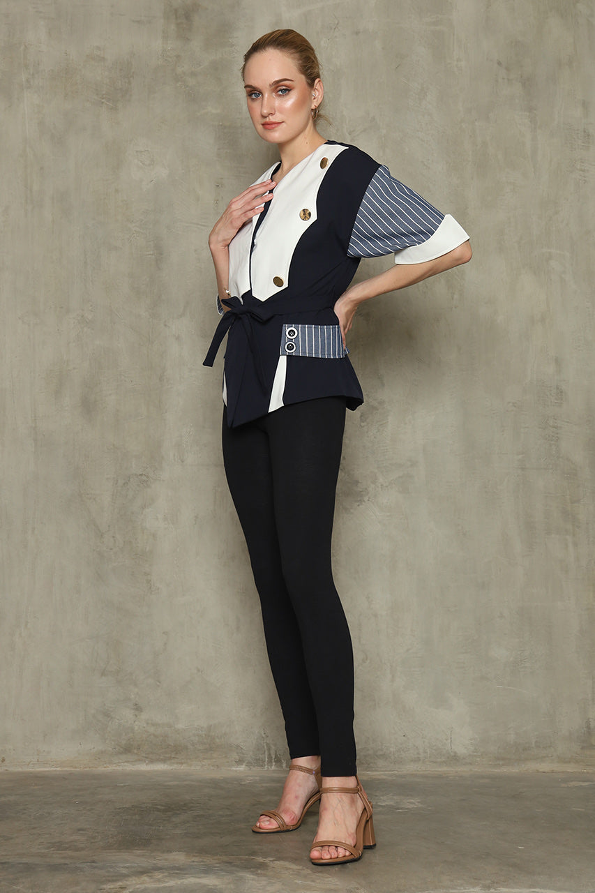 Bloom et Champs Kemeja Kancing Hitam