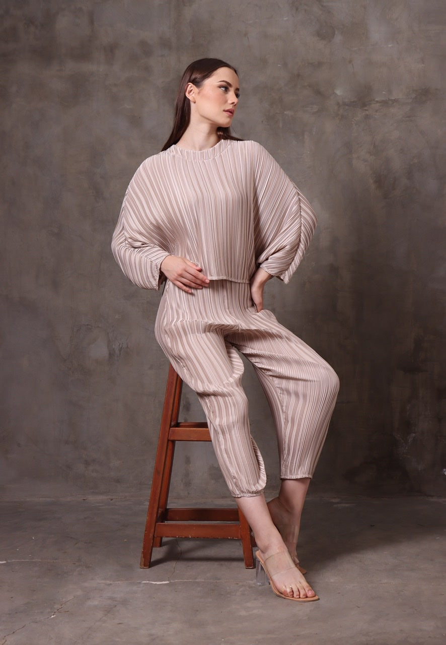 Bloom Lazy Pleats Pants