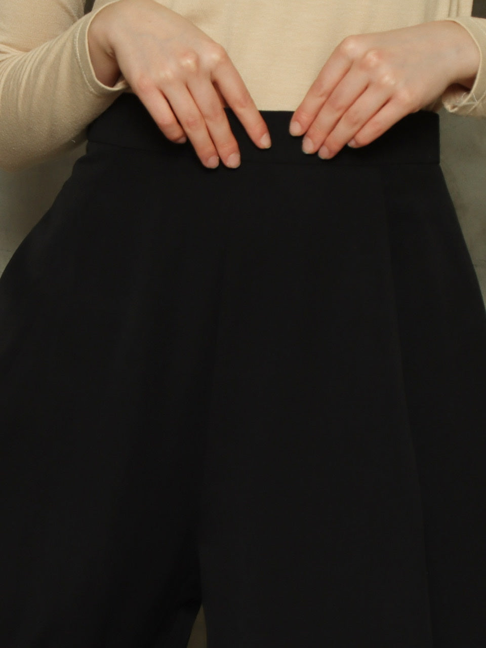 Celana Lebar Flare Cut Black