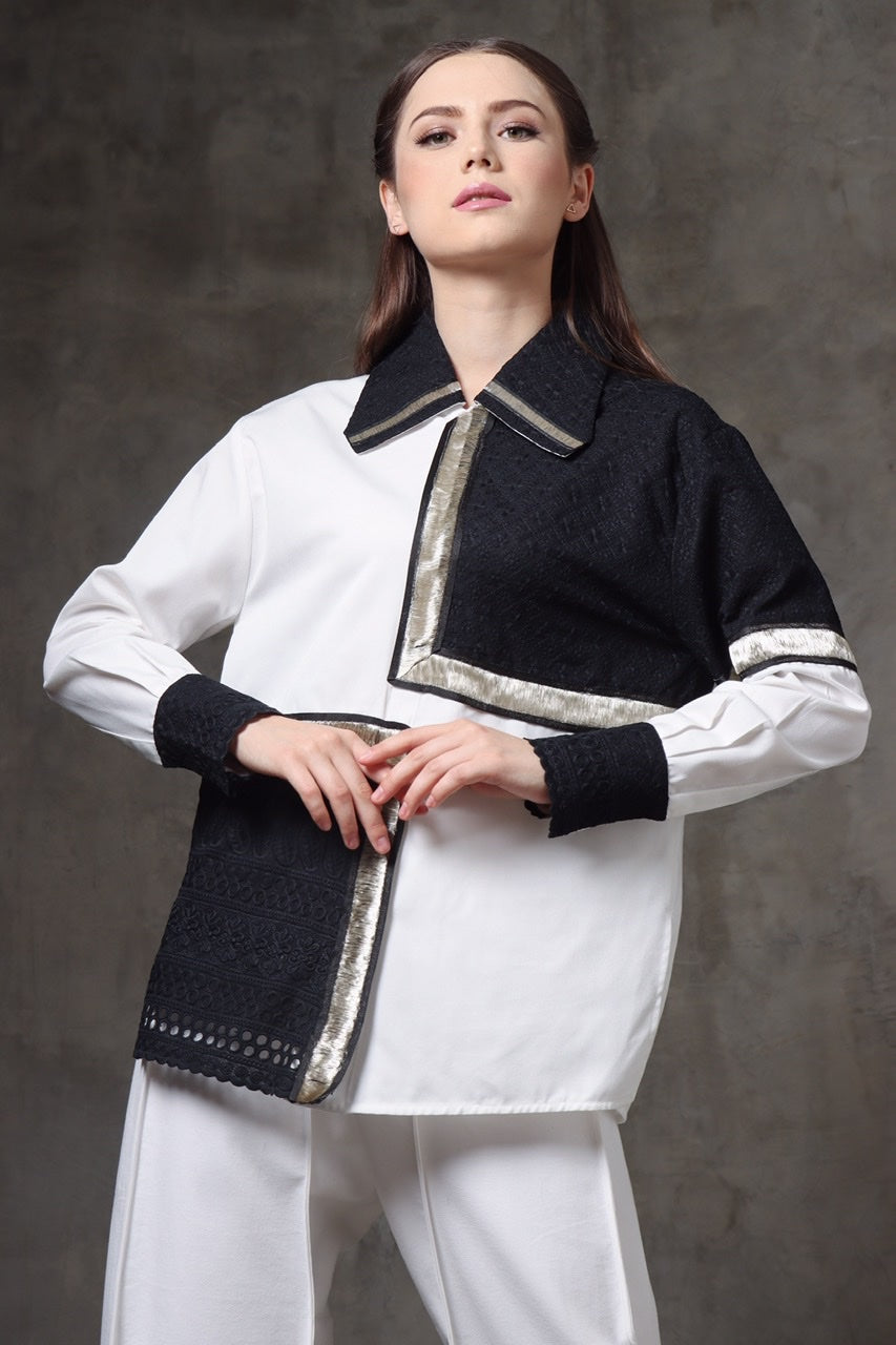 Kemeja Catur Monochrome