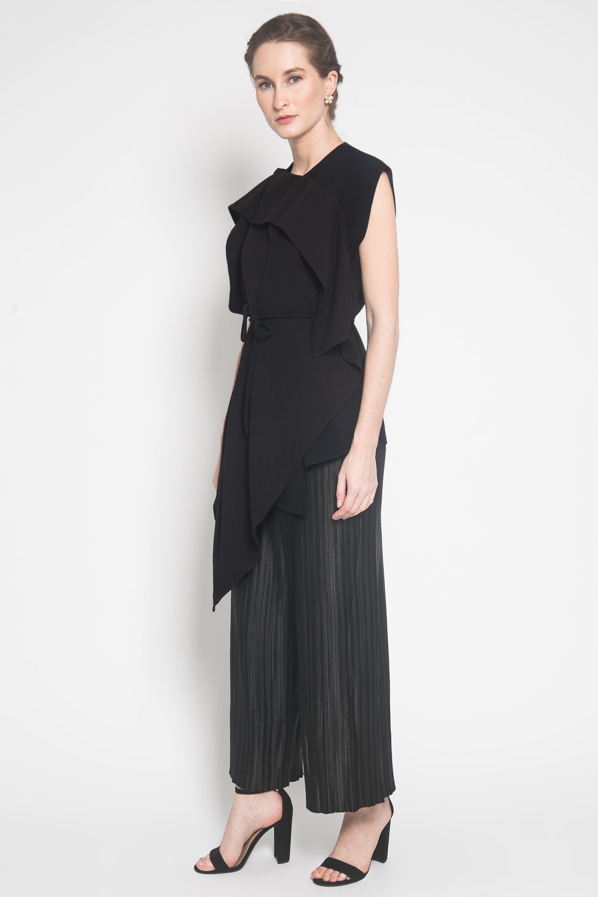 Top Taslim Tali Hitam