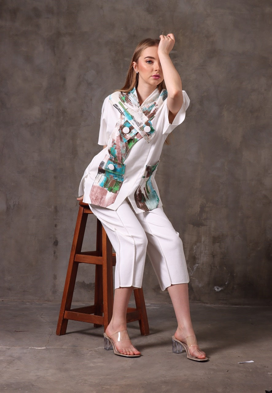 Kemeja Katun Abstrak