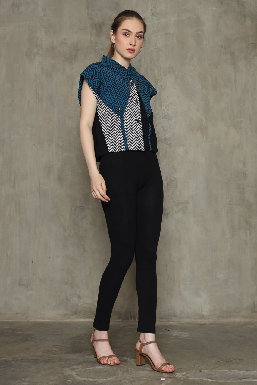 Bloom Zigzag Kancing Top