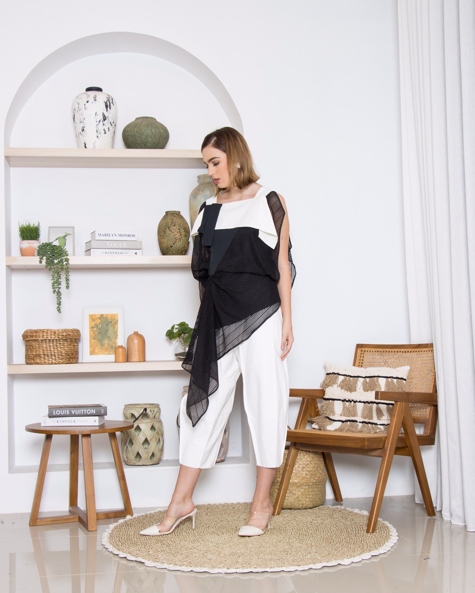 Top Panda Renda Hitam