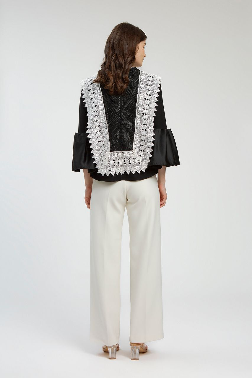 Bloom et Champs Top Renda Kotak