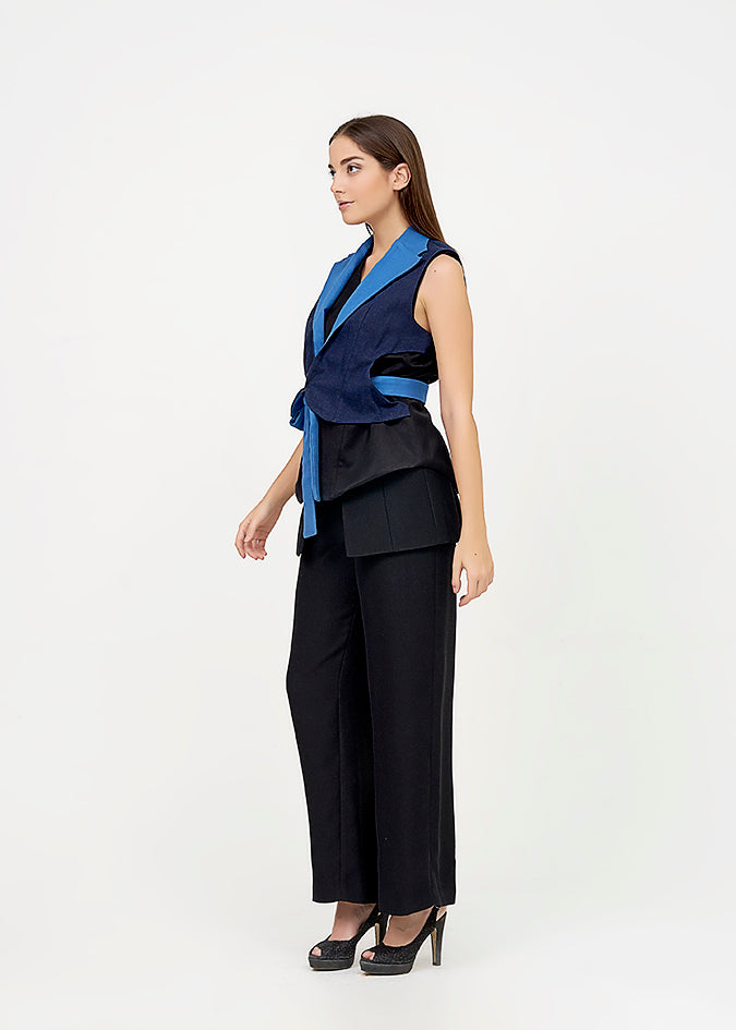 Navy Circle Top