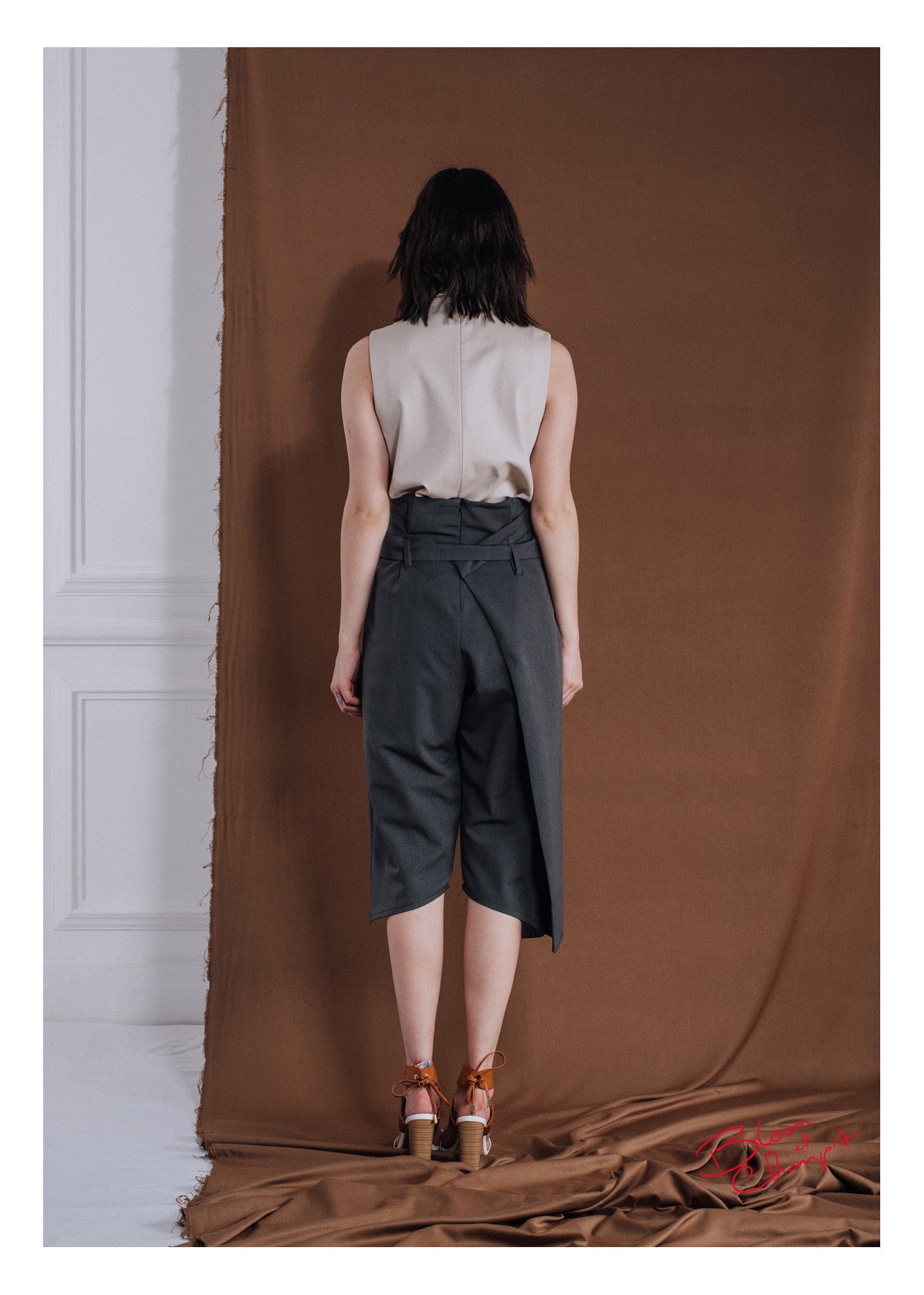 Hi Waist Grey Pants