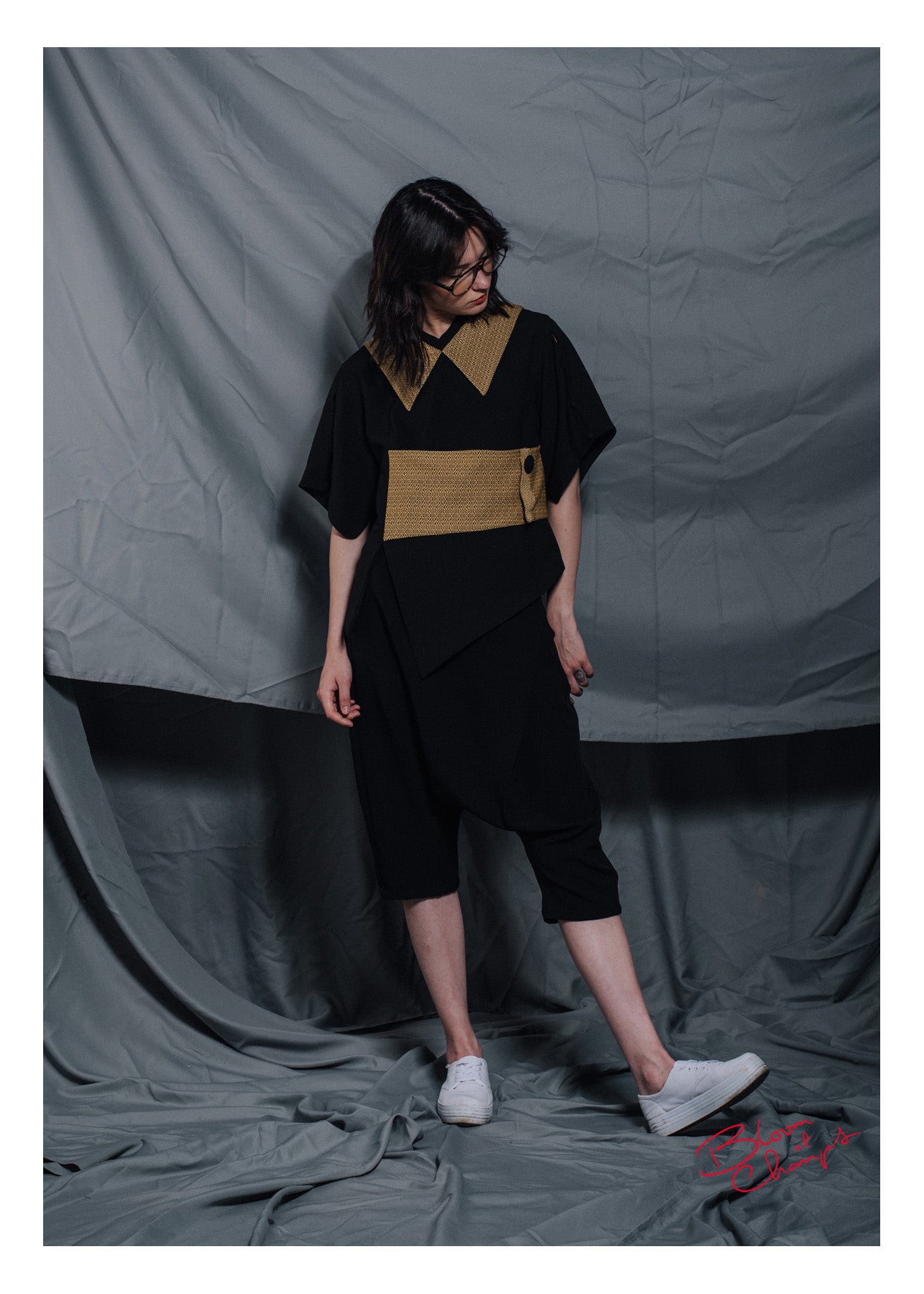 Tiger Collar Top
