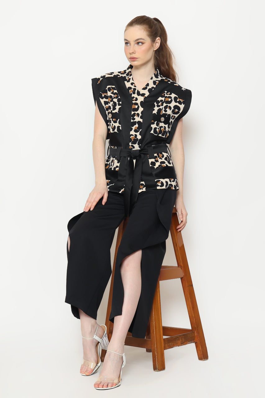 Bloom et Champs Leopard Print Top