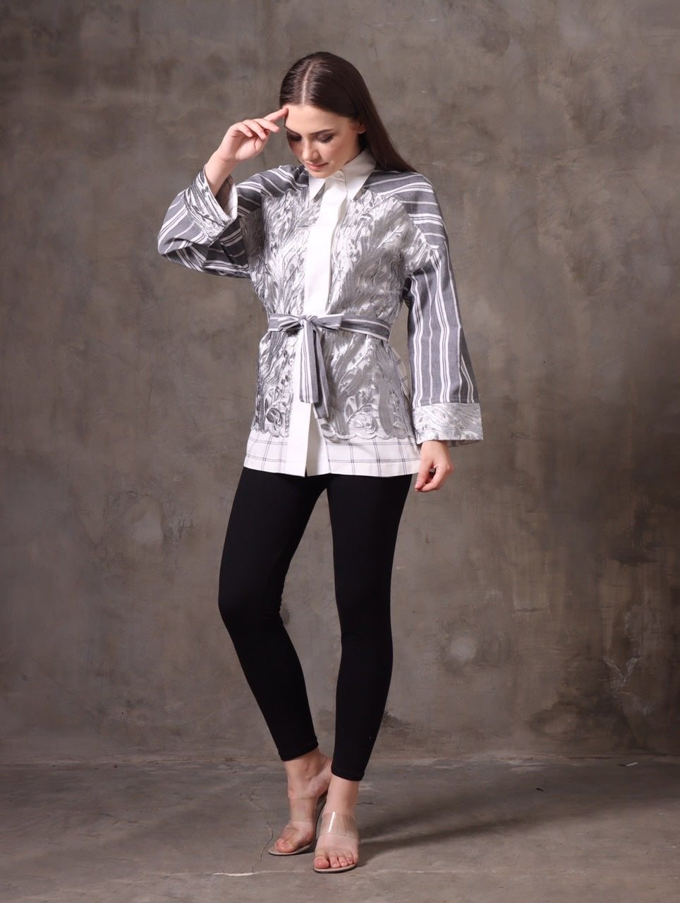 Bloom et Champs Kemeja Tulle Abu