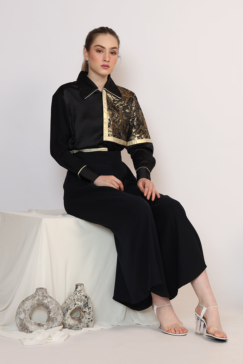 Kemeja Catur Siku Bunga Emas