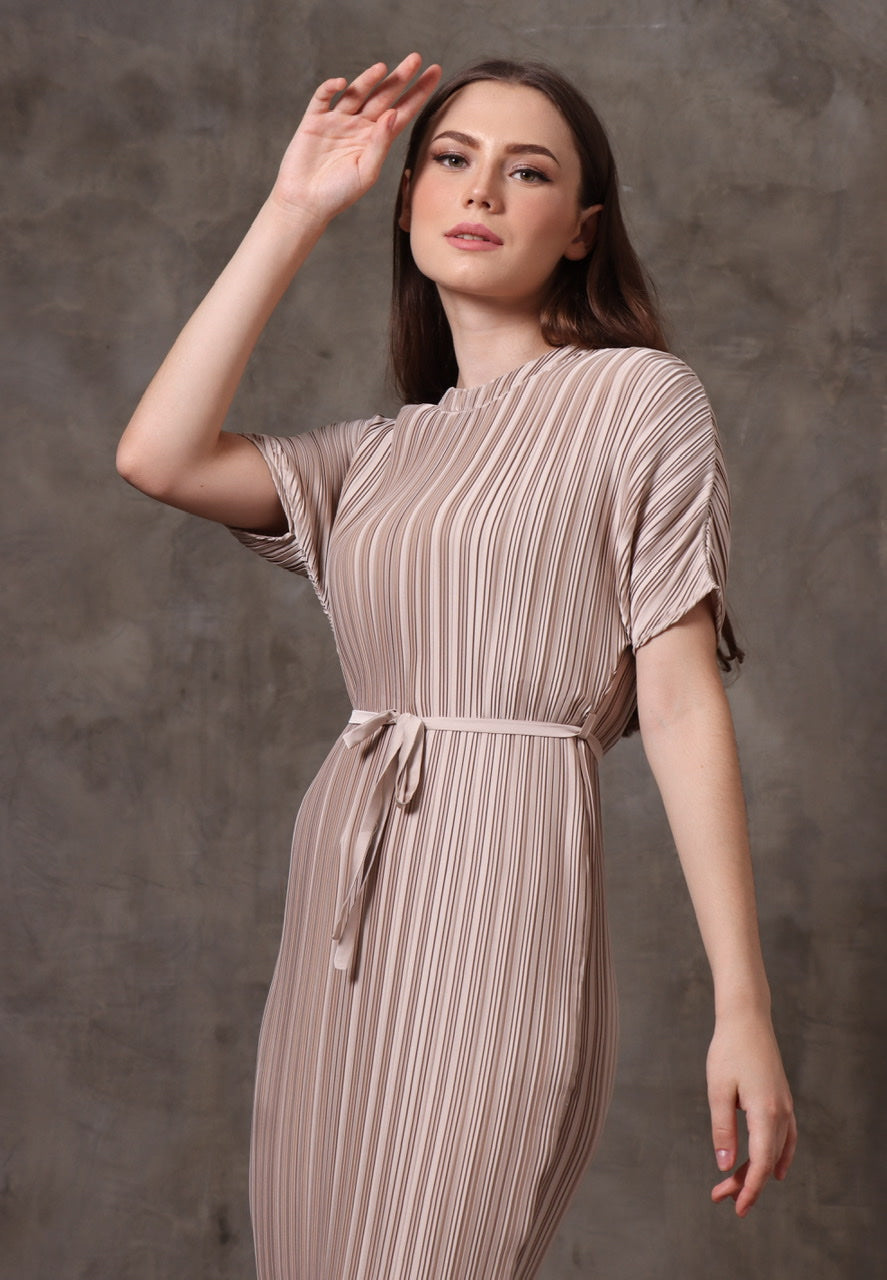 Bloom Lazy Pleats Dress
