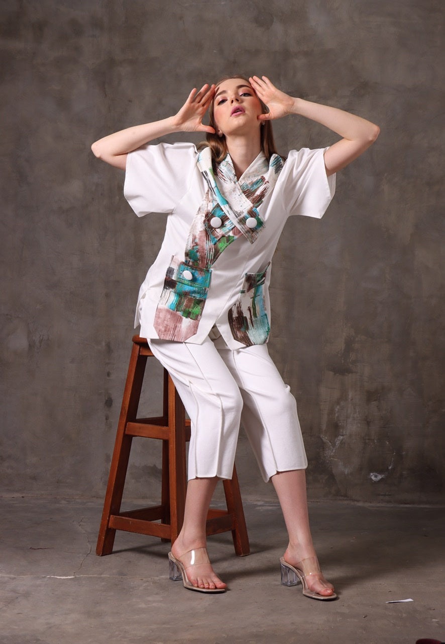 Kemeja Katun Abstrak