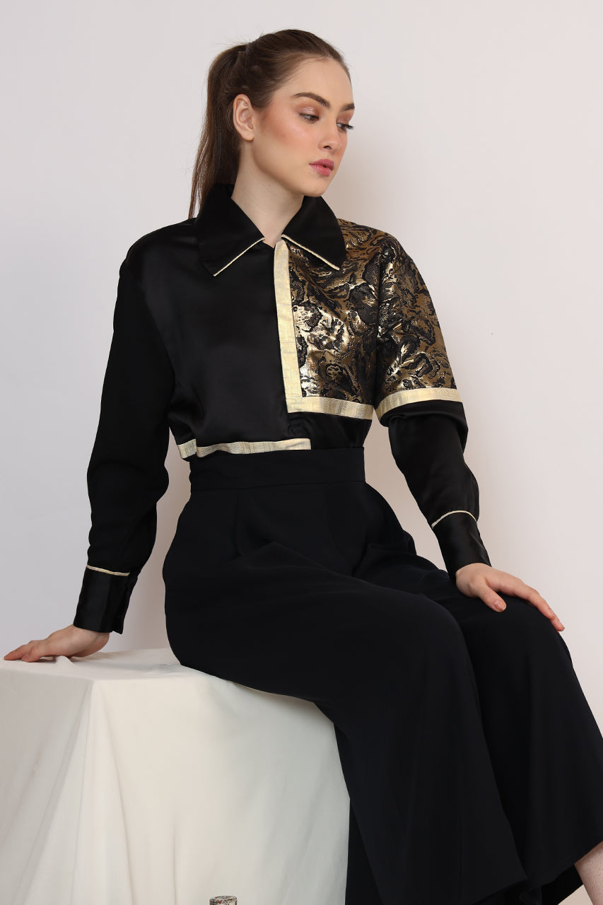 Kemeja Catur Siku Bunga Emas