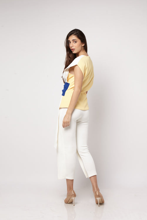 Tiga Warna Top