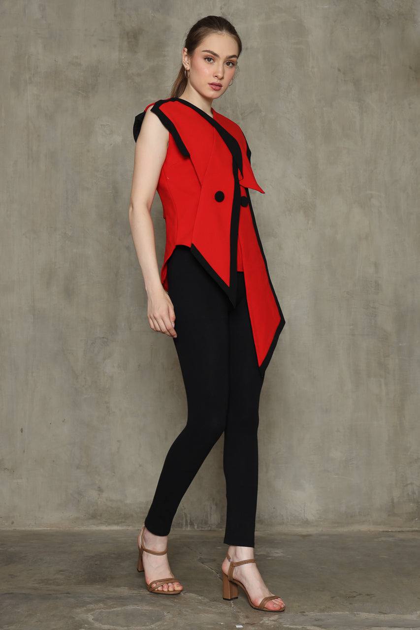 Bloom et Champs Tuxedo Top in Red/Black