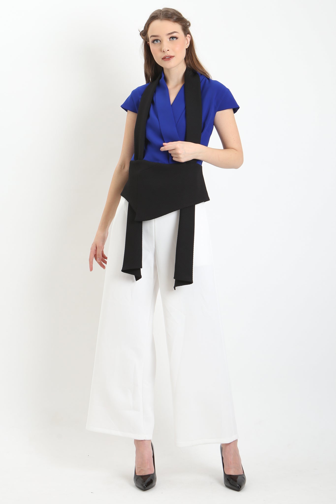 Top Scarf Slit