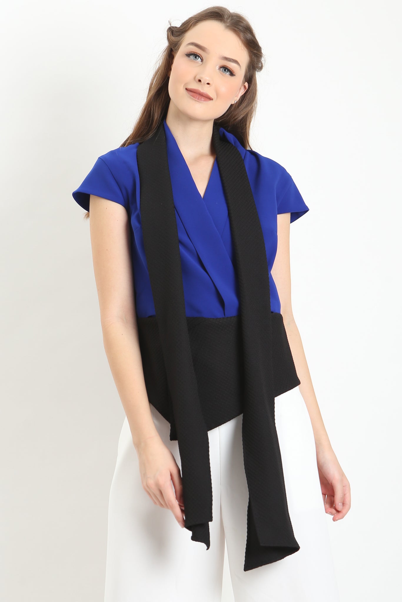 Top Scarf Slit