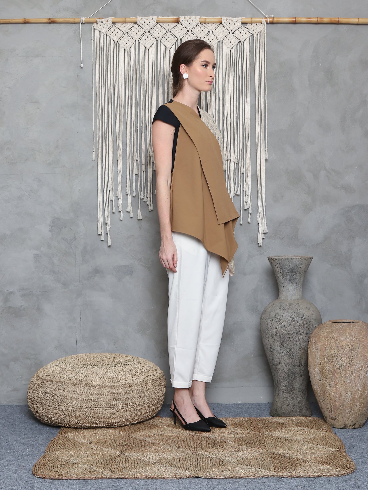 TOP LAPEL RENDA COKLAT