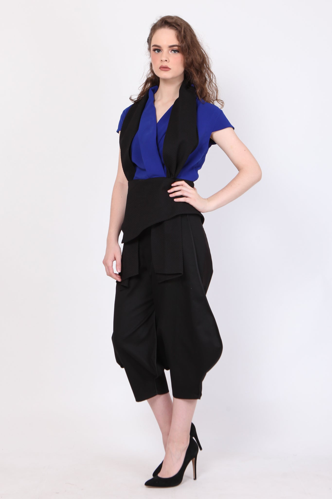 Top Scarf Slit