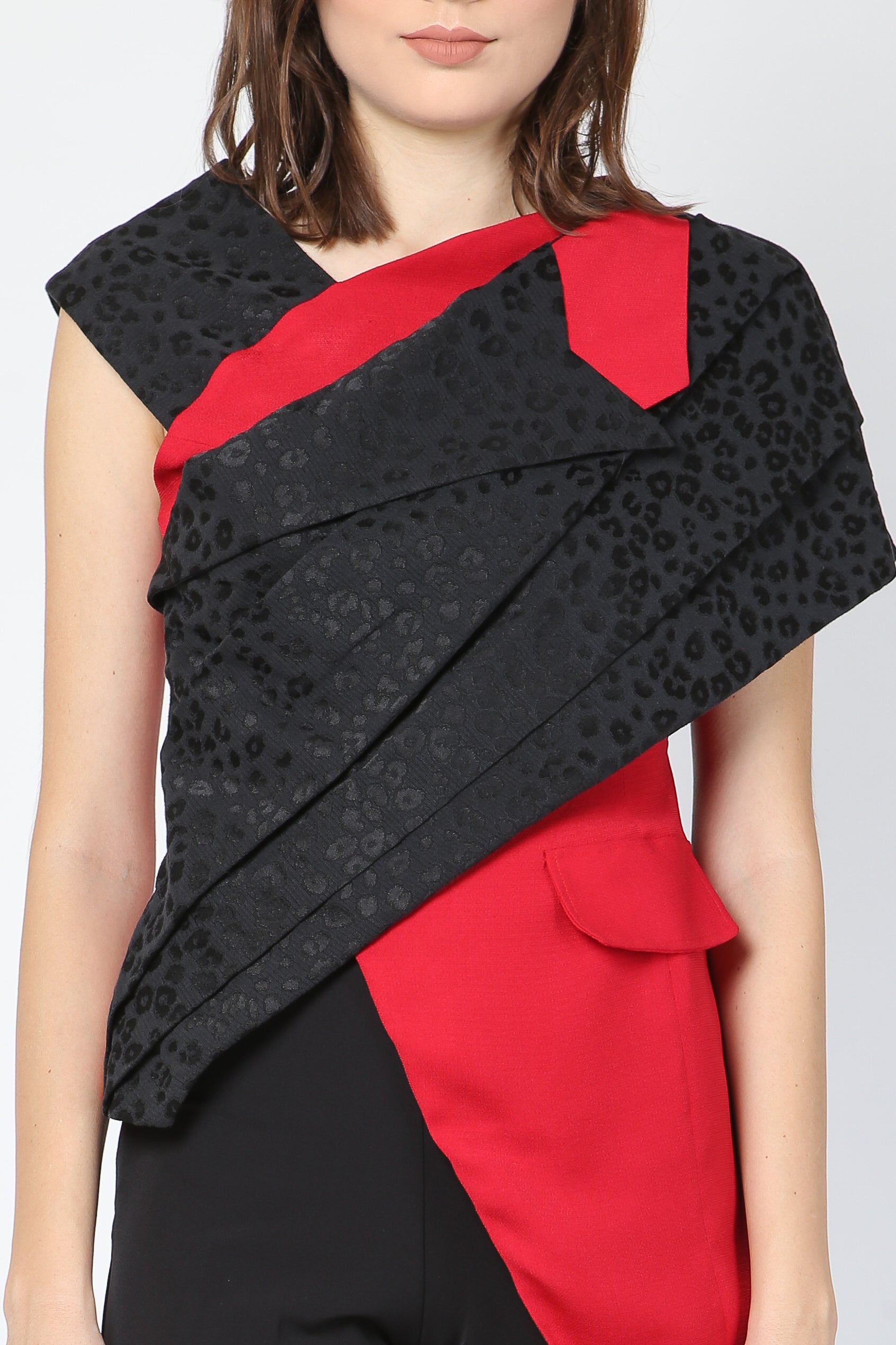 Top Kemben Lapel Merah