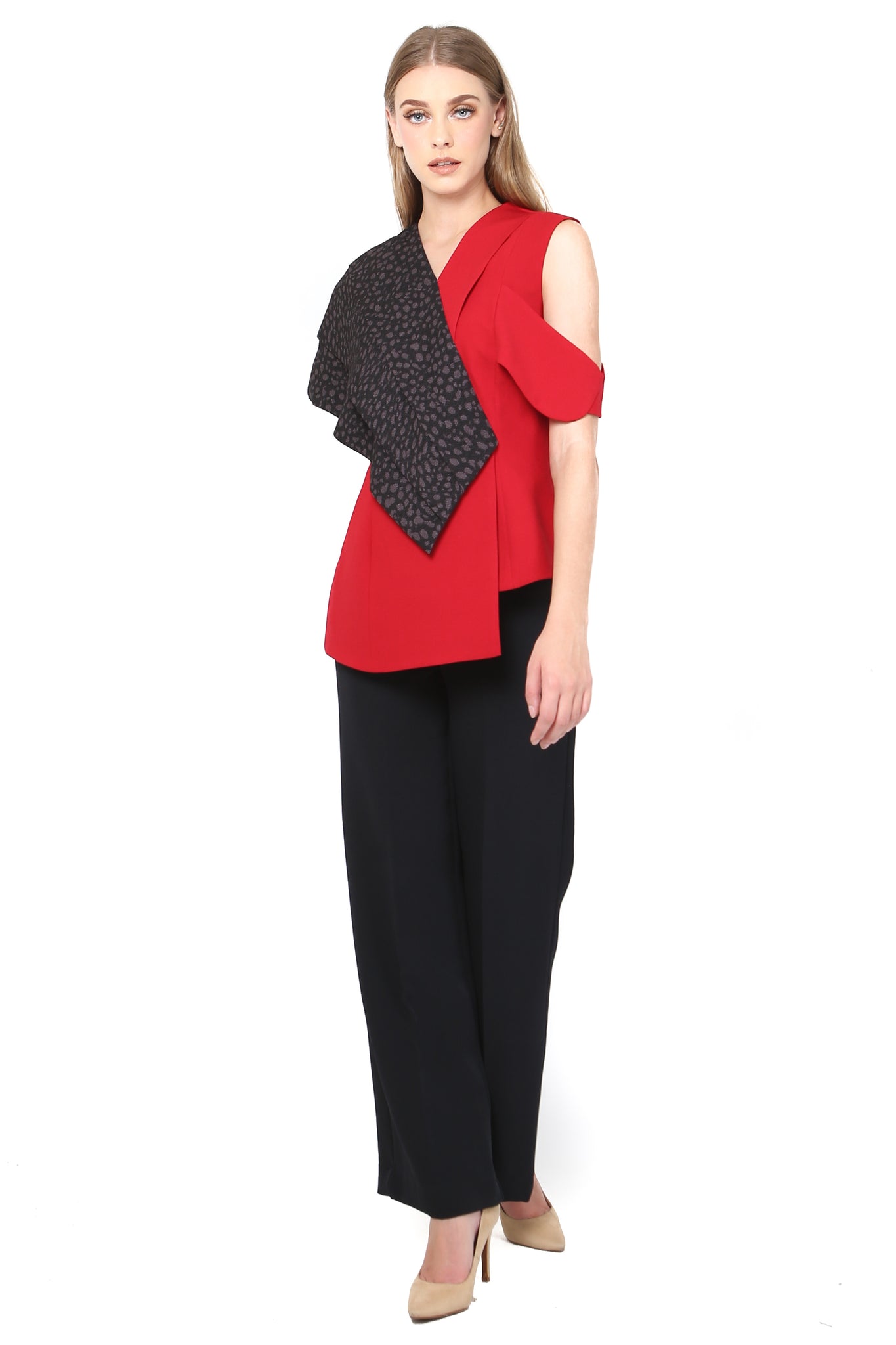 Top Sabrina Sebelah Merah