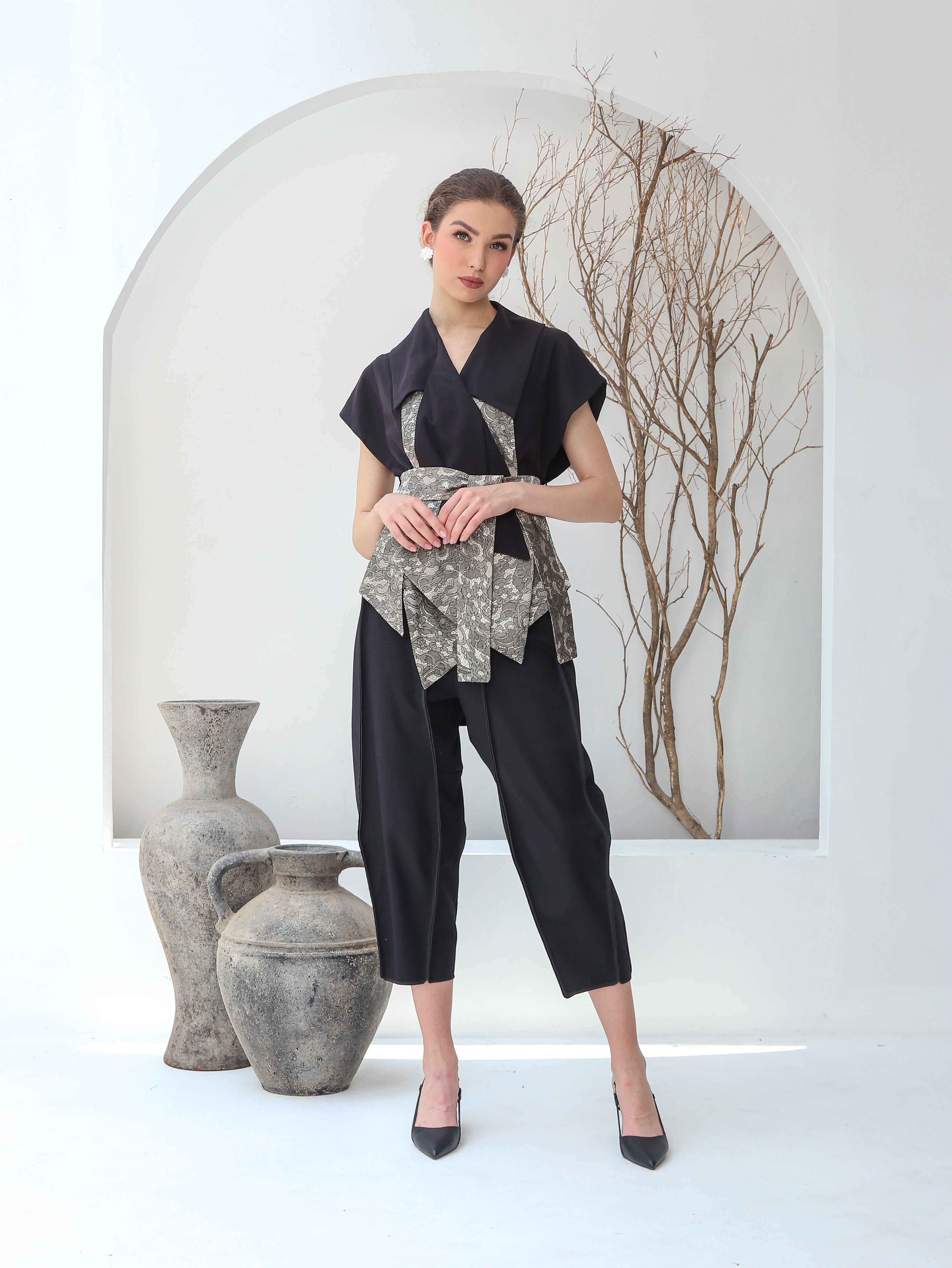 Celana Transformer Hitam