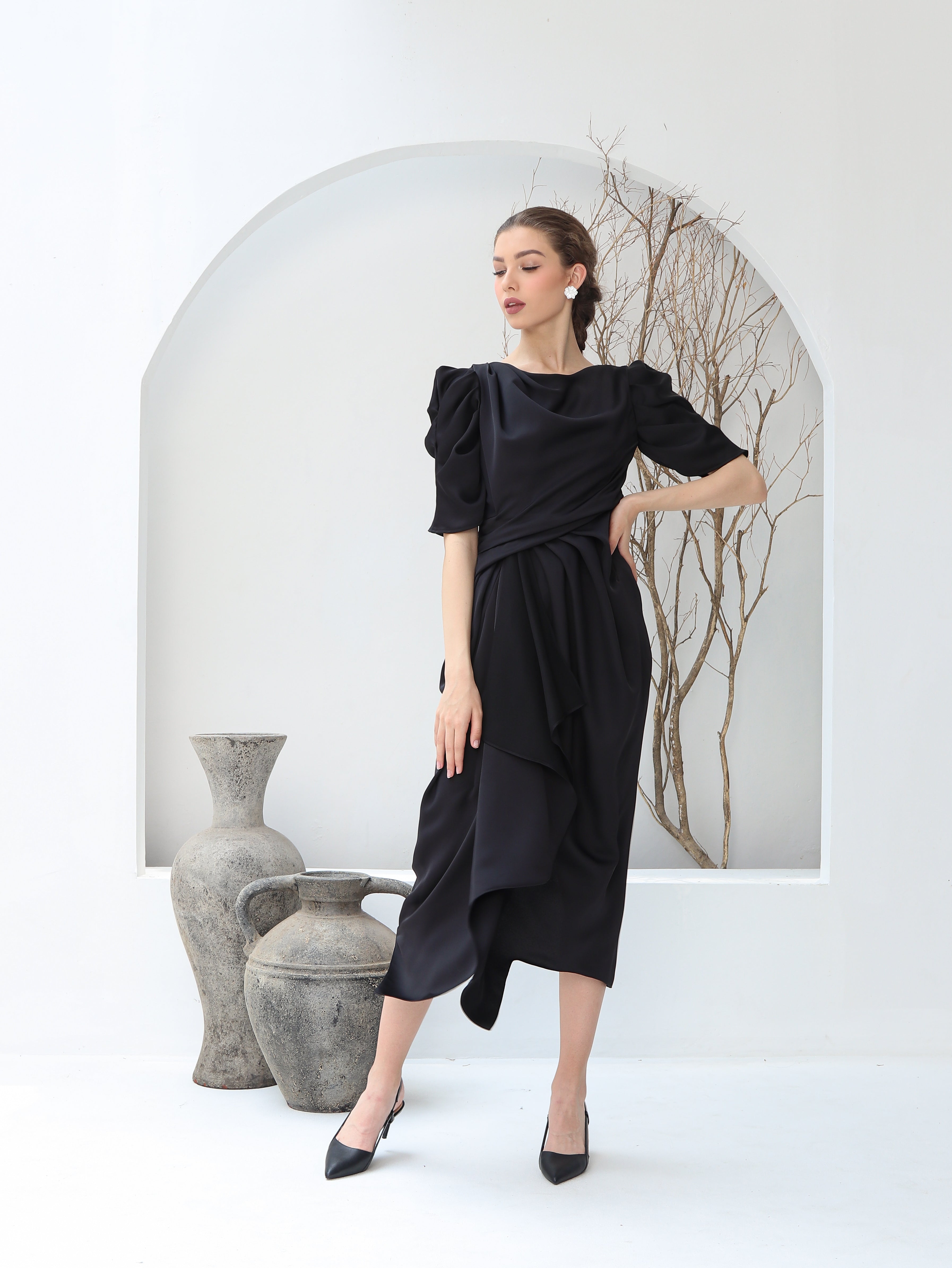 DRESS PLOI TANGAN BALON HITAM