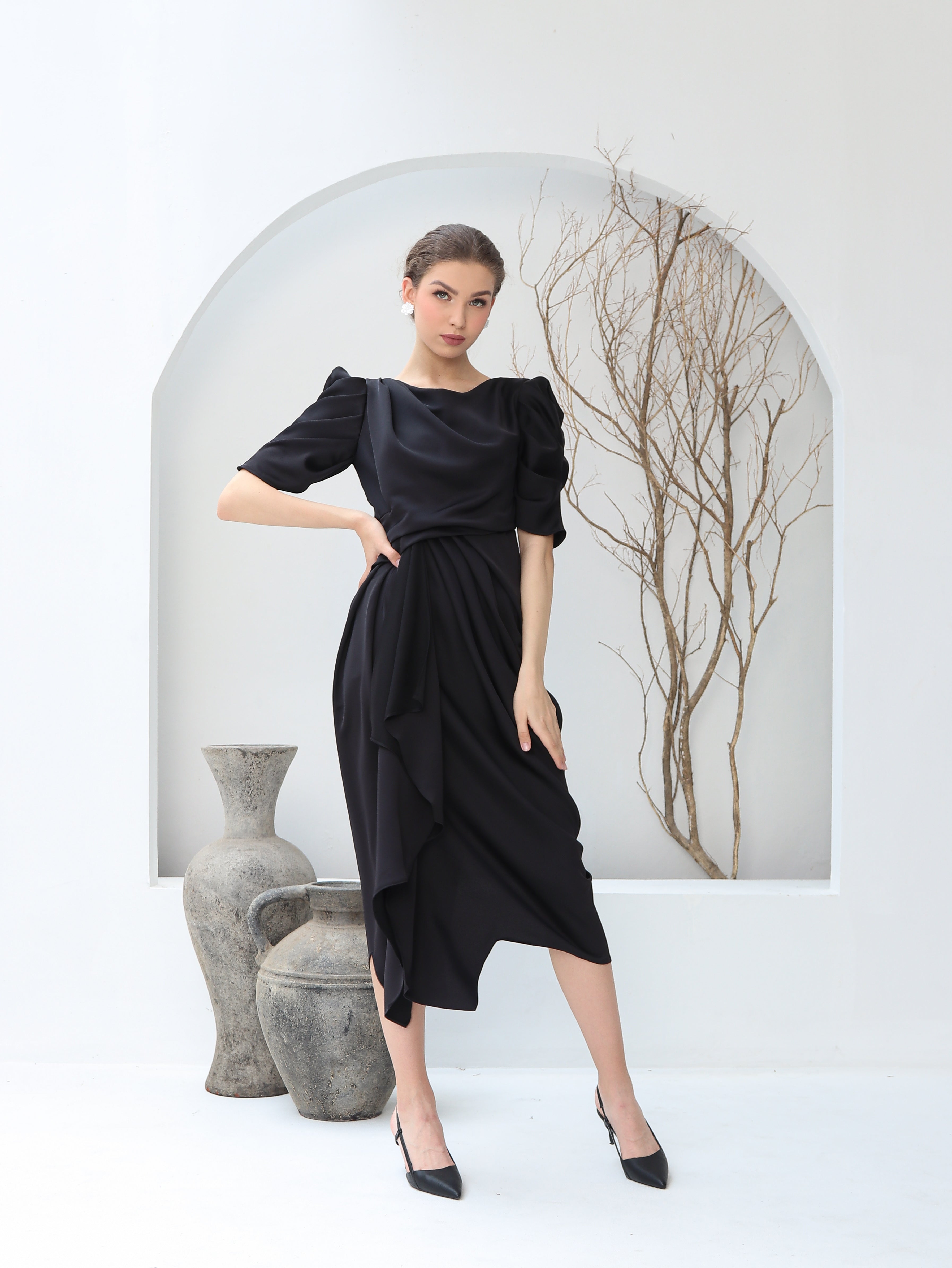 DRESS PLOI TANGAN BALON HITAM