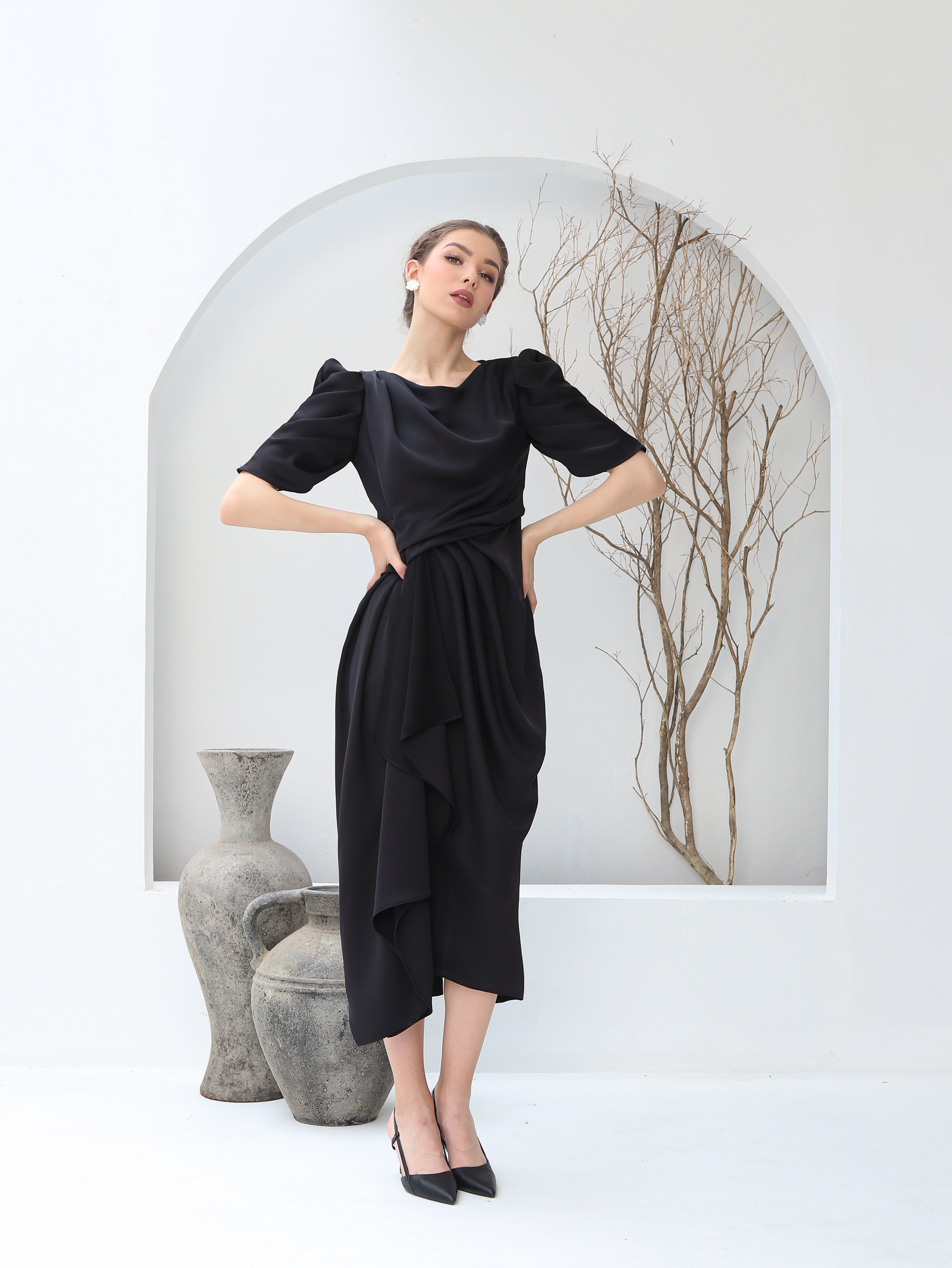 DRESS PLOI TANGAN BALON HITAM