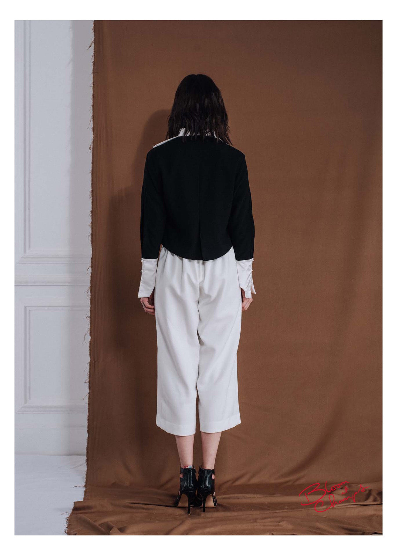 Slit Sleeved Bunny Collar