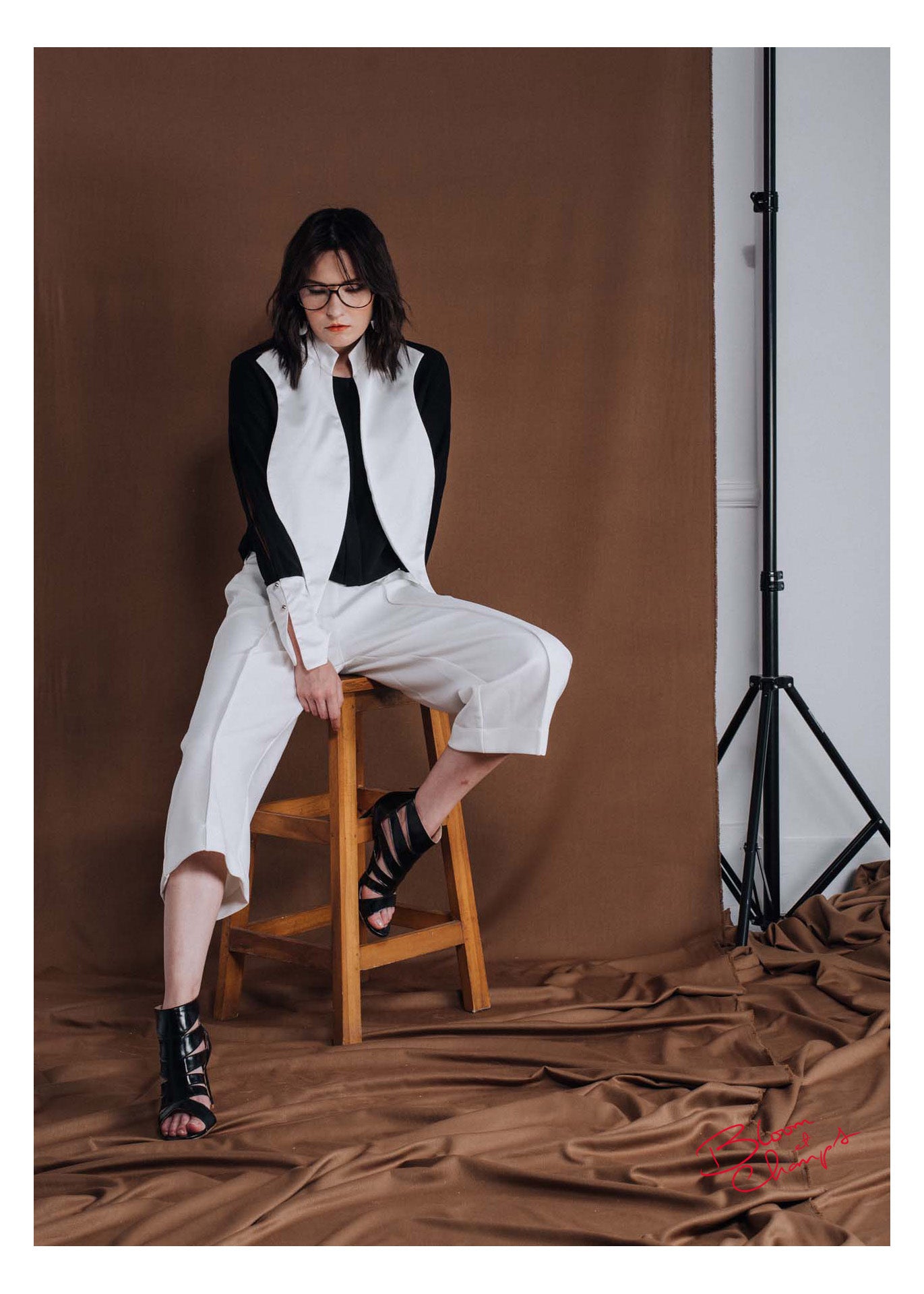 Slit Sleeved Bunny Collar