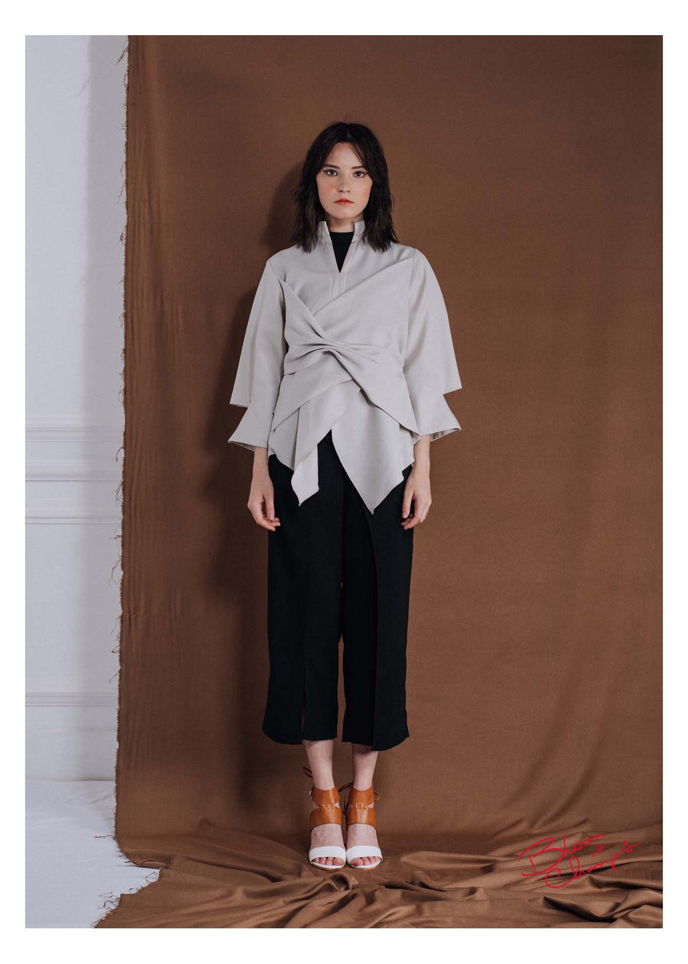 Bow Top Grey