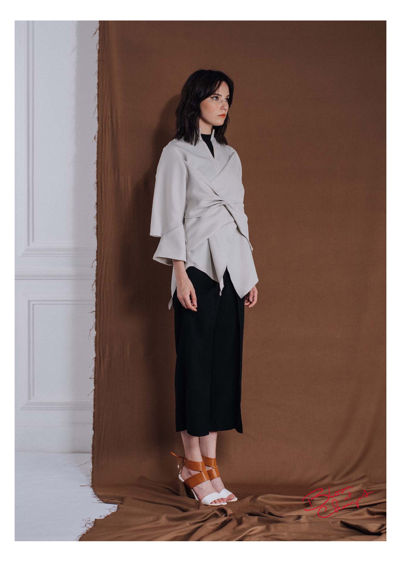Bow Top Grey