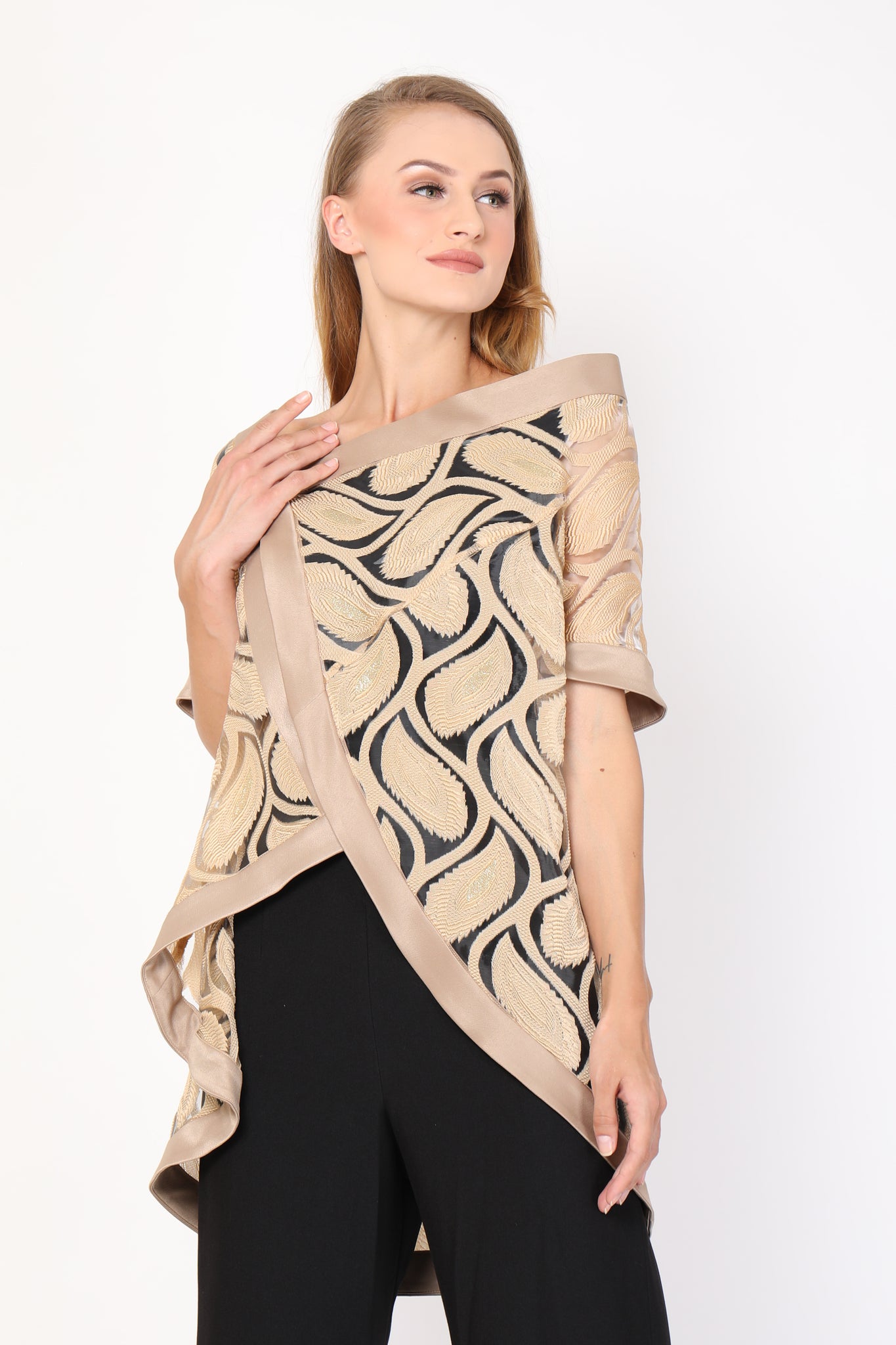 Vest Daun Gold