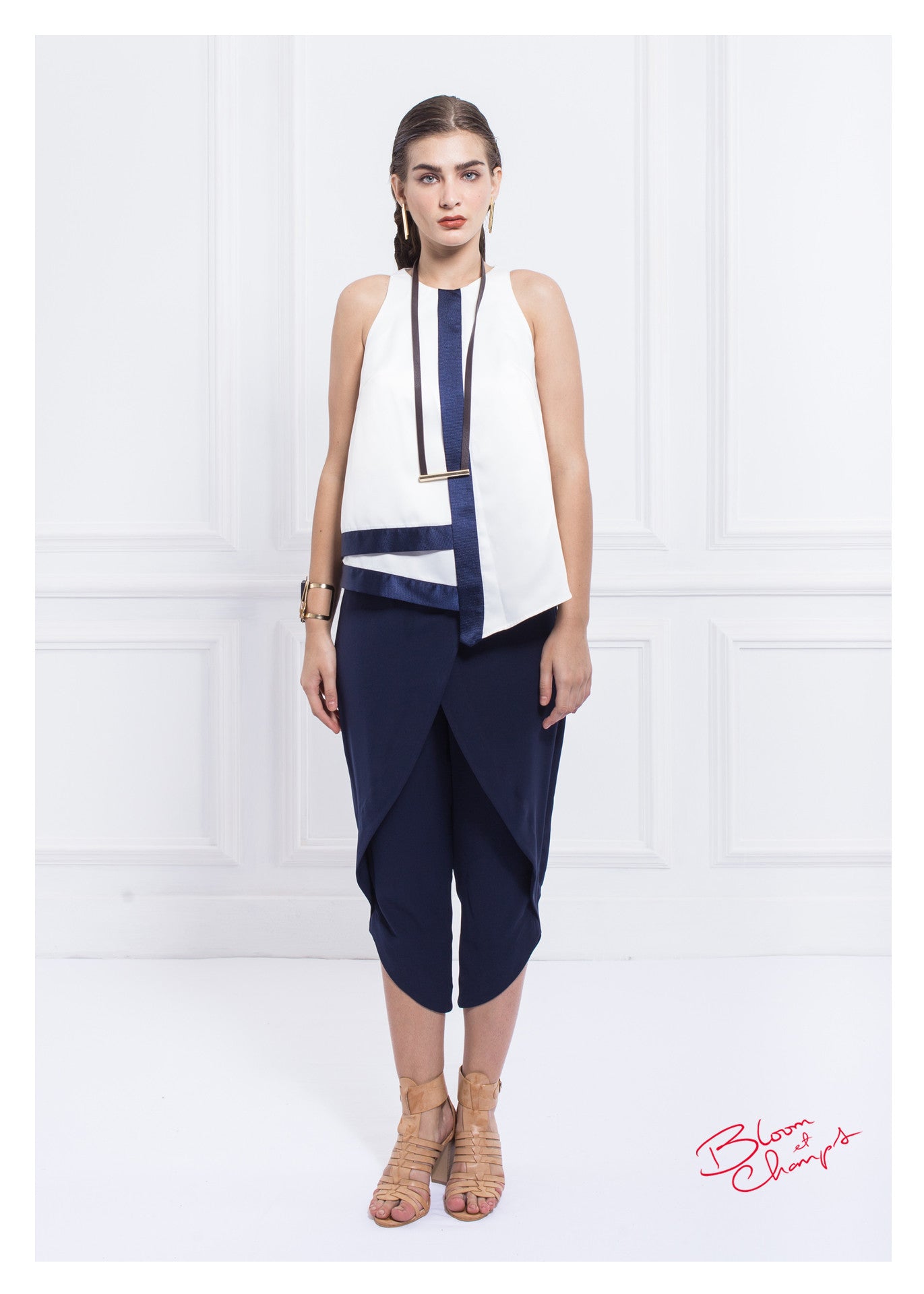 Navy Lis Top