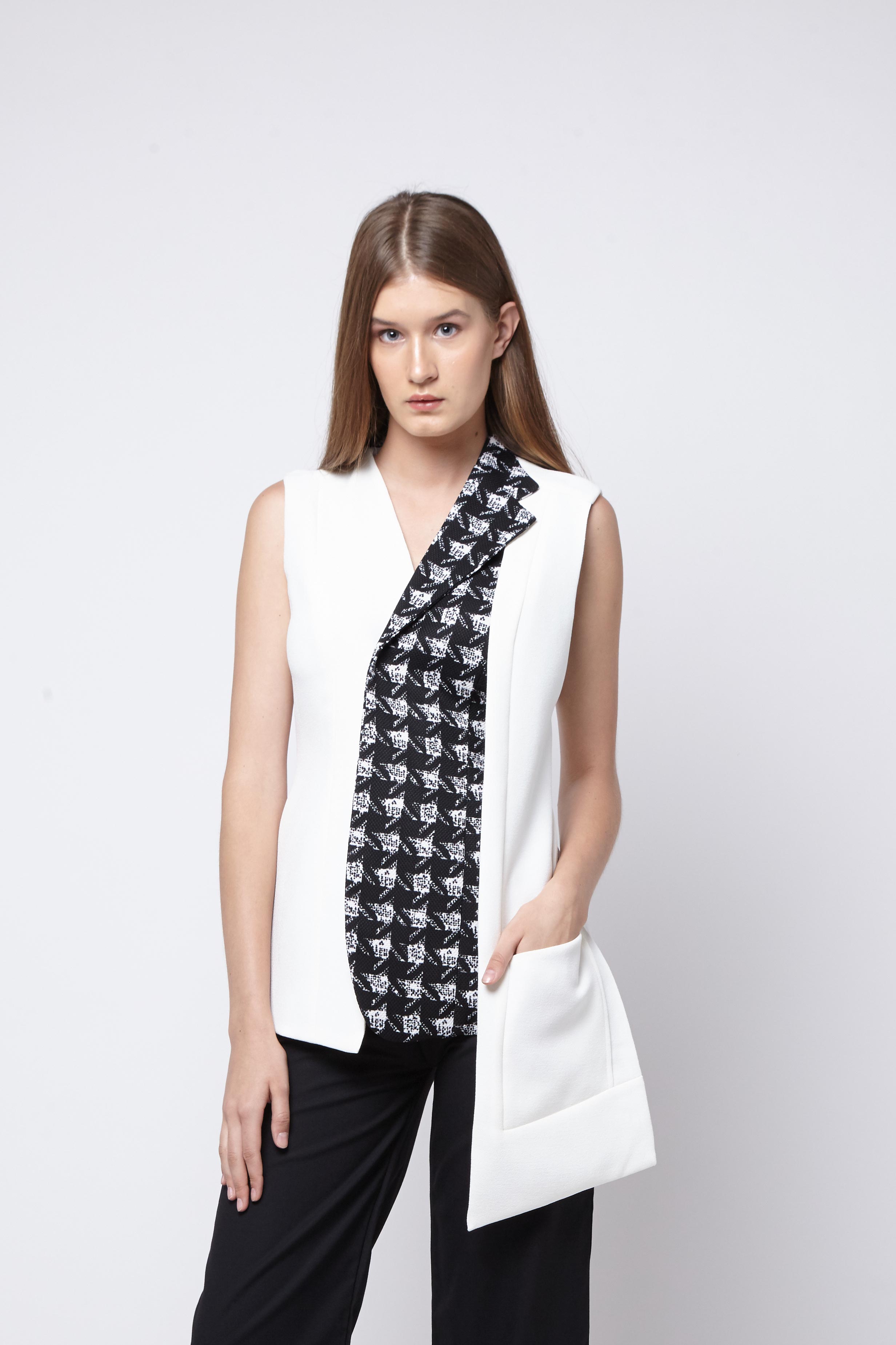 Top Setengah Kantong