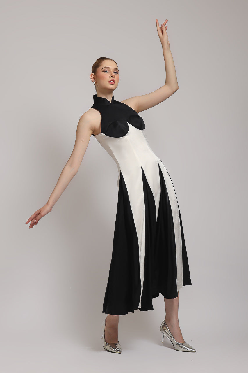 Bloom et Champs Scarlet Monochrome Dress