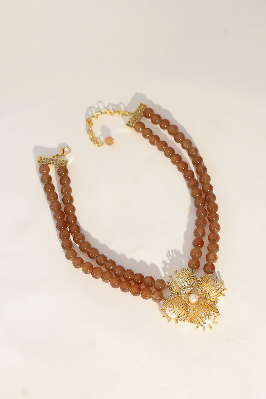 Bloom Stone Necklace in Beige