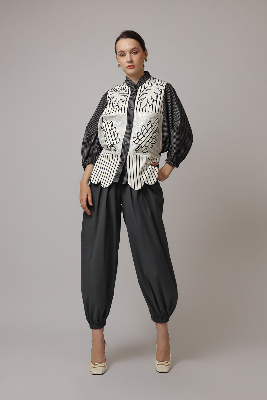 Bloom et Champs Kemeja Pinnacle / Celana Akira Panjang