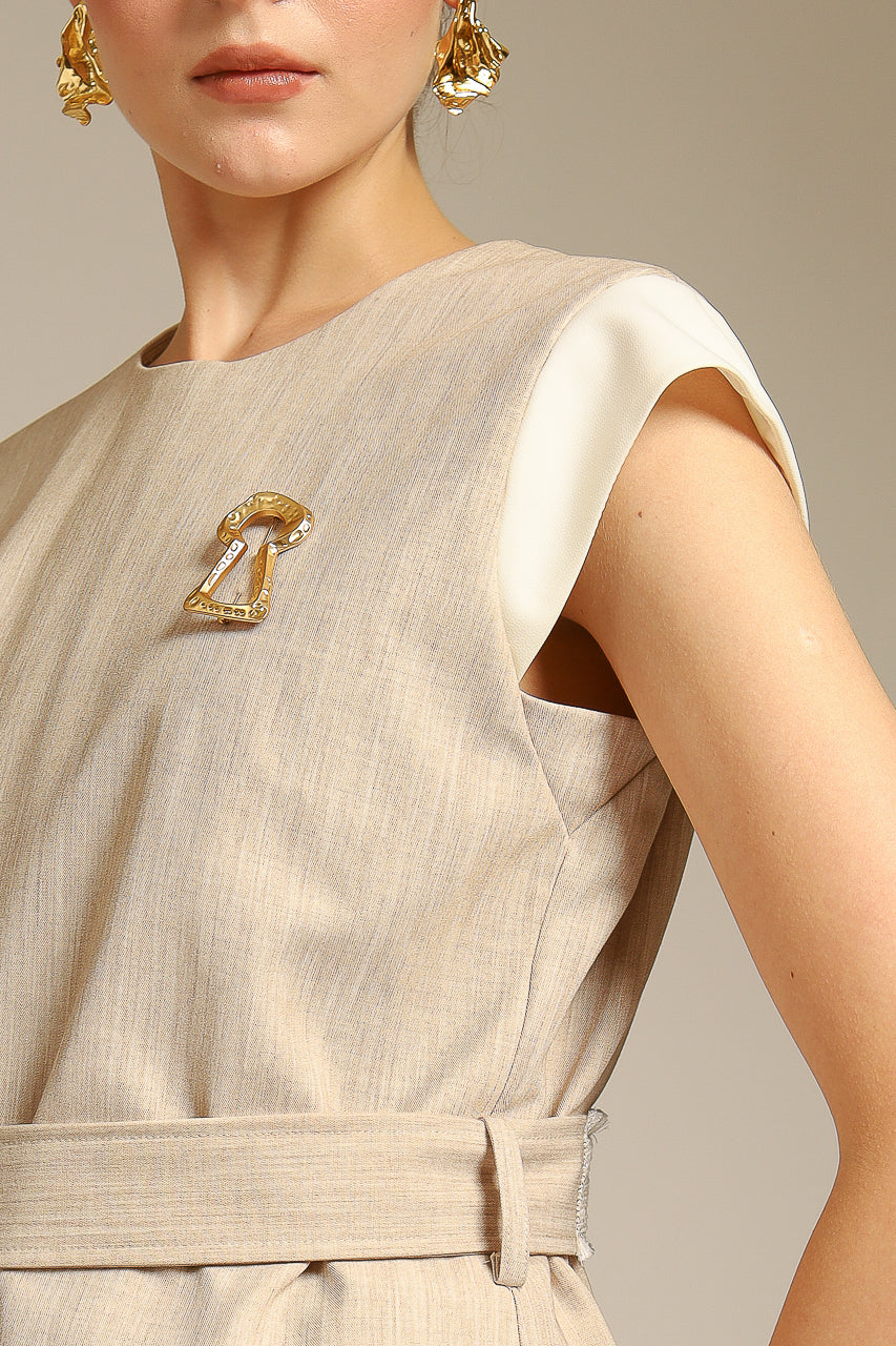 Bloom et Champs AK Brooch Blouse