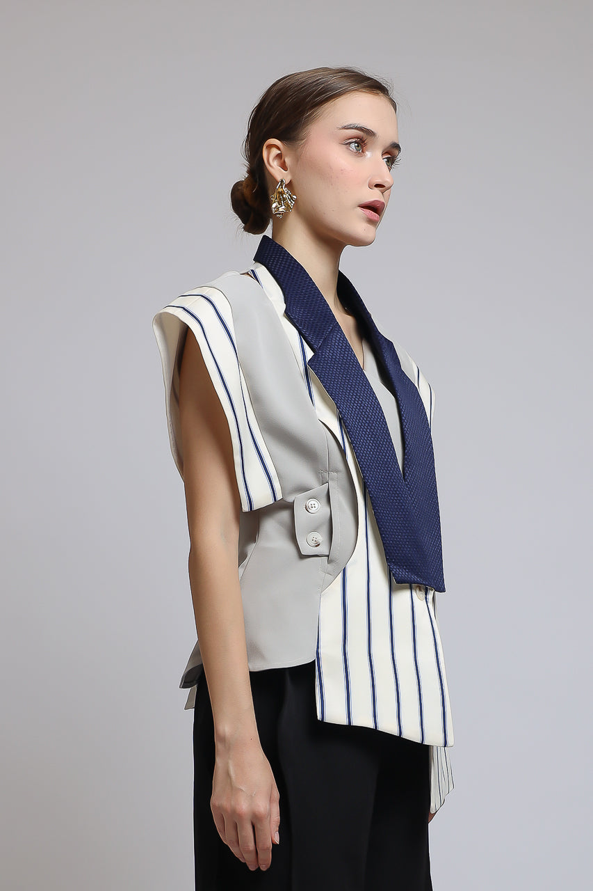 Bloom et Champs Vest Stripe Blouse/Celana Doremi