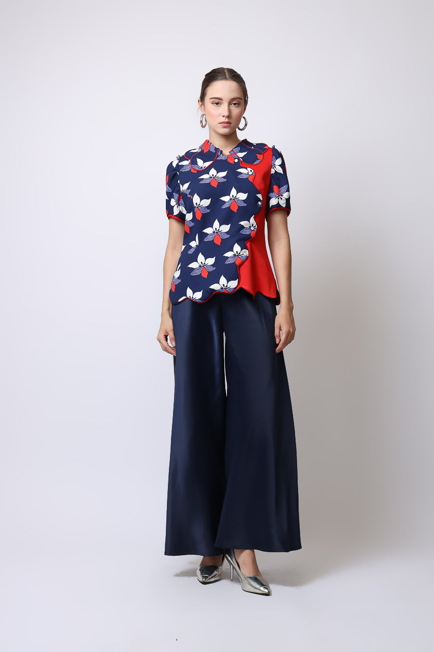 Bloom et Champs Sakura Scalloped Blouse/ Flare Saten Pants in Navy
