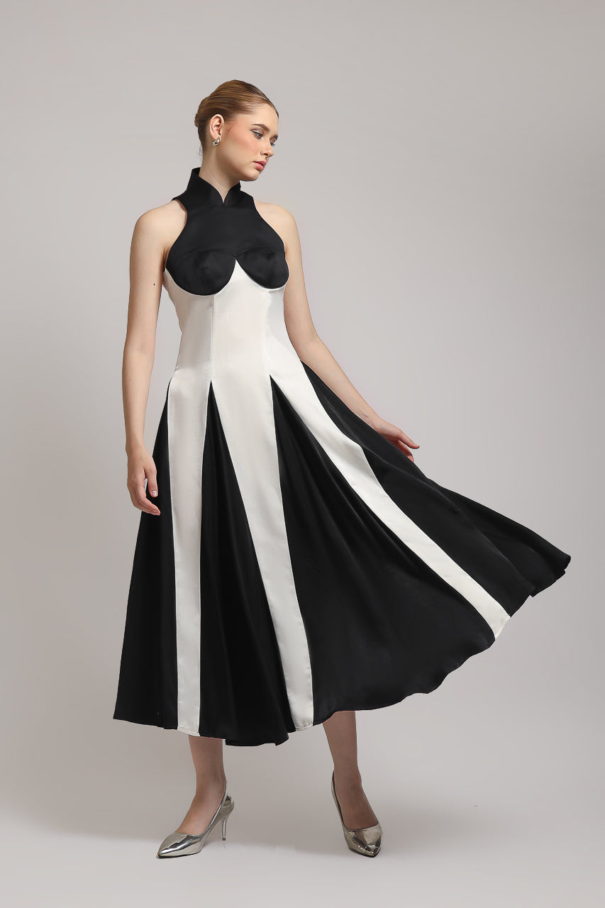 Bloom et Champs Scarlet Monochrome Dress